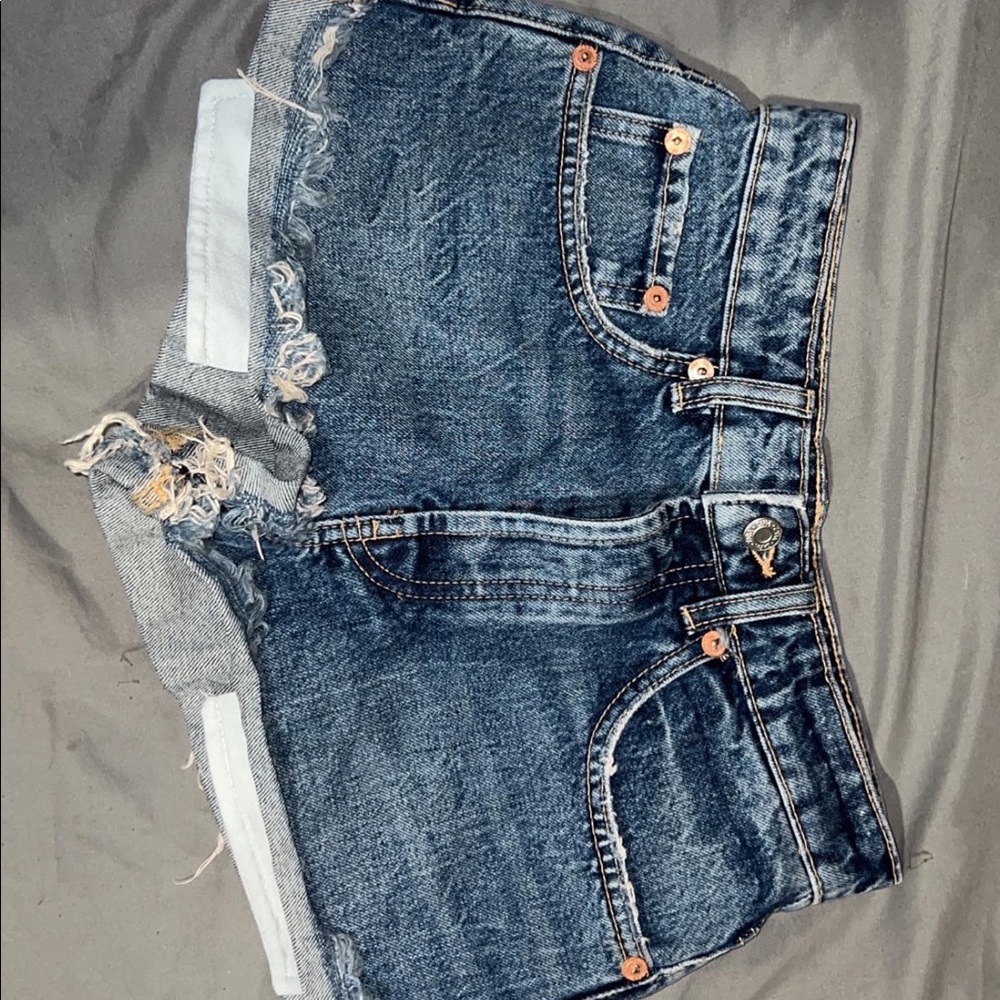 Zara mid rise shorts